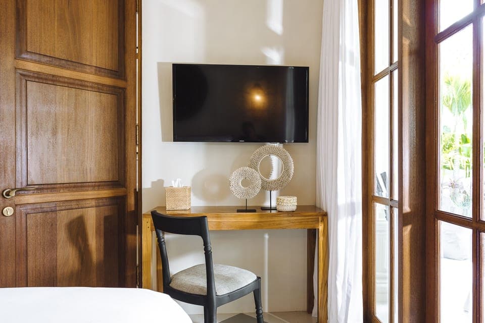 Exclusive Villa, 2 Bedrooms | Television