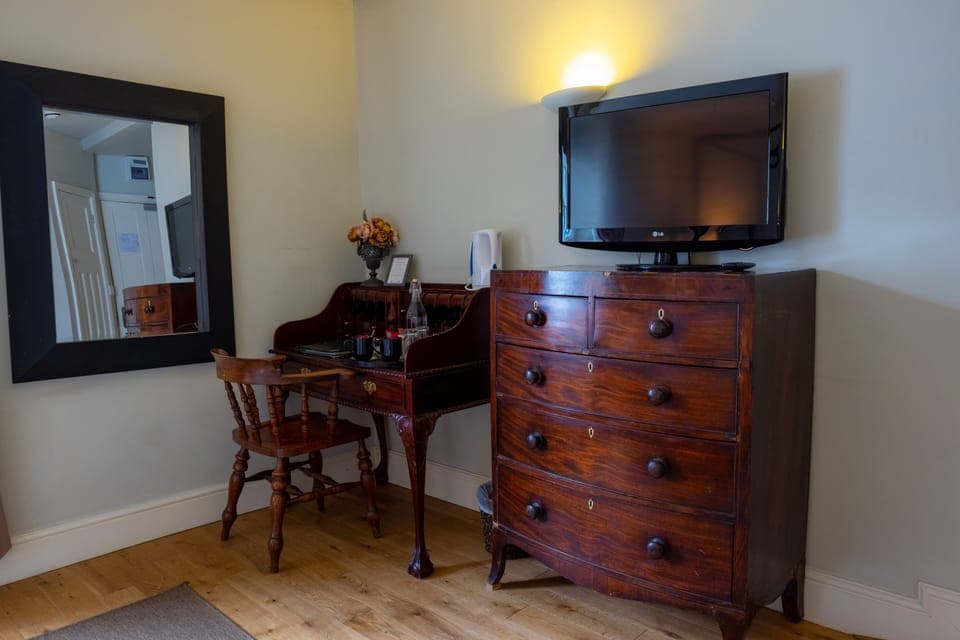 Superior Double Room, Ensuite (Room 2) | Bed sheets