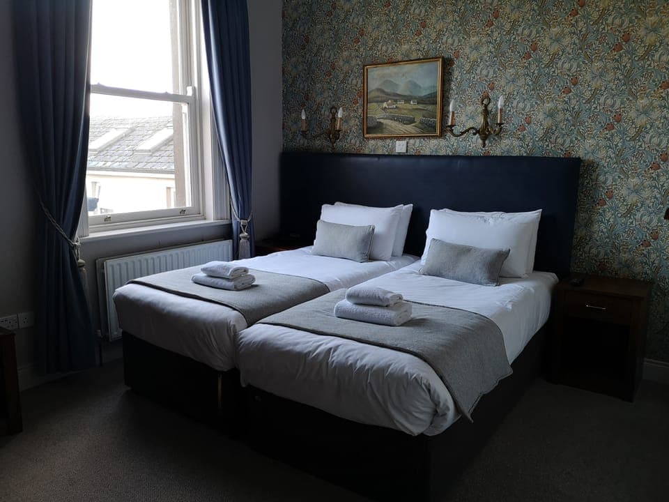Standard Twin Room, Ensuite