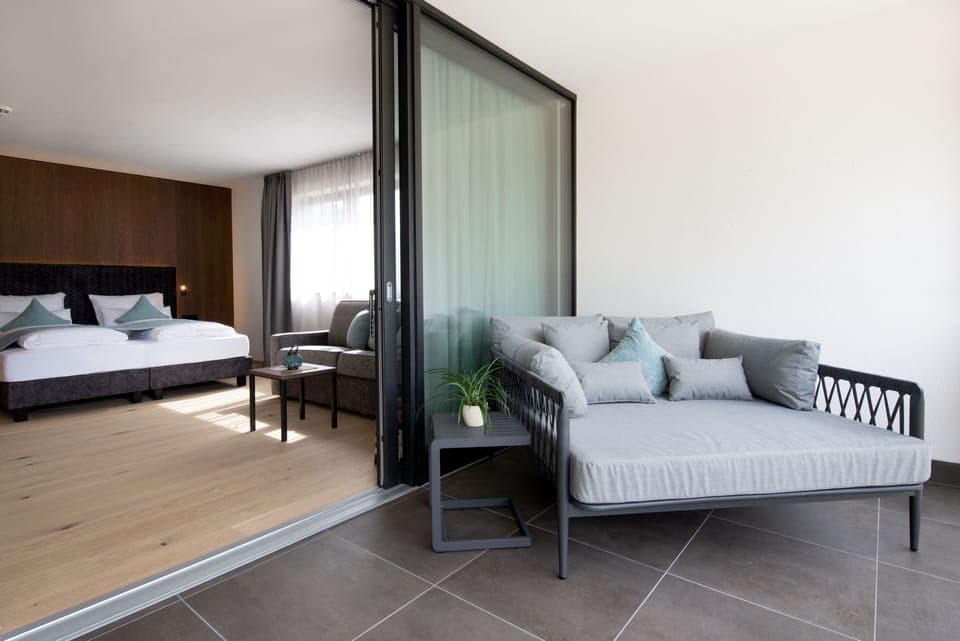 Superior Double Room | Hypo-allergenic bedding, in-room safe, desk, free WiFi