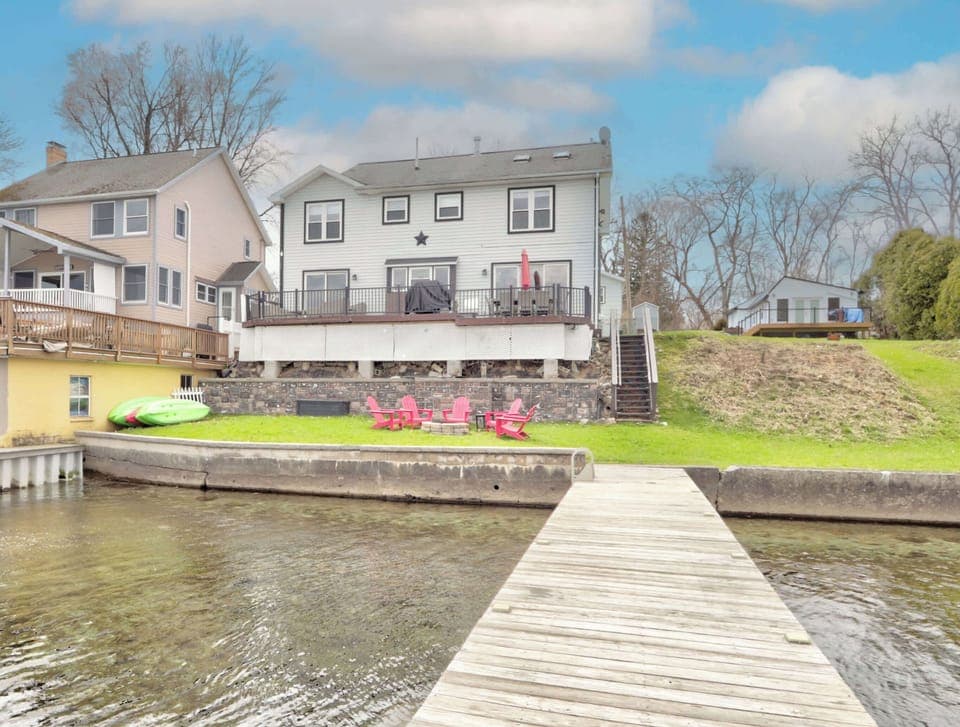 Lawn chairs and lake breezes with room to spread out
