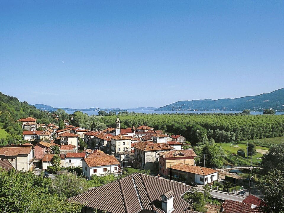 Furniture, Comfort, Wood, Bed, Lighting, Shade, Window, Floor, Flooring