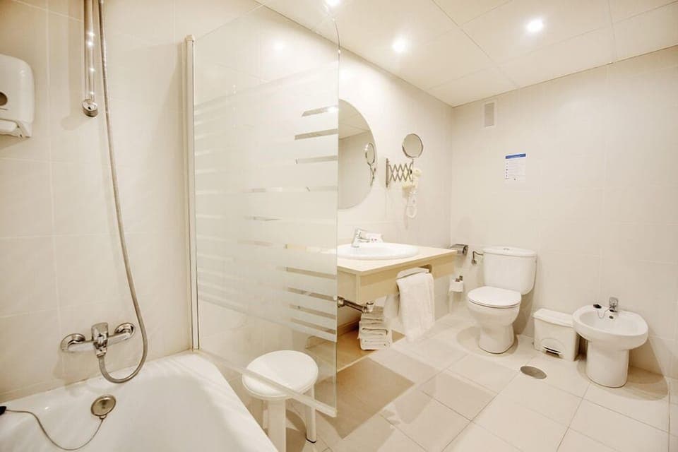 Free toiletries, hair dryer, towels