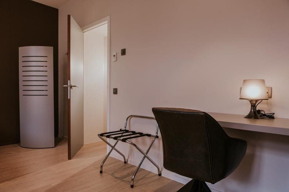 Triple Room | Hypo-allergenic bedding, in-room safe, individually decorated