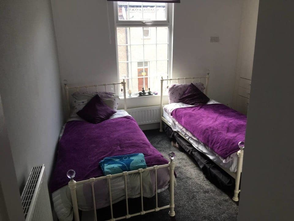 House | 2 bedrooms, iron/ironing board, free WiFi, bed sheets