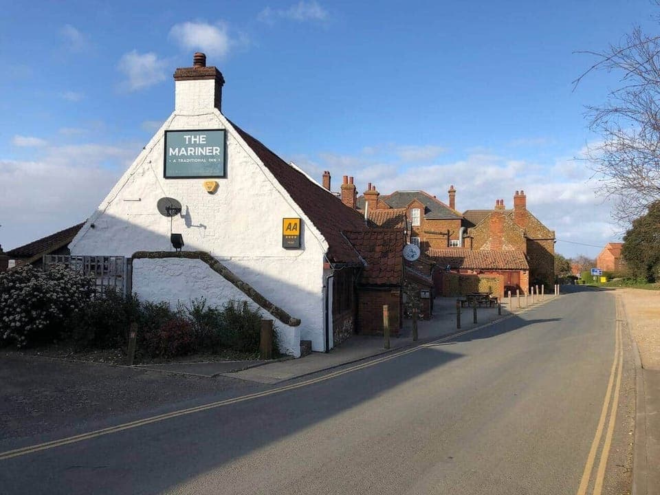 Local Restaurants/Pubs