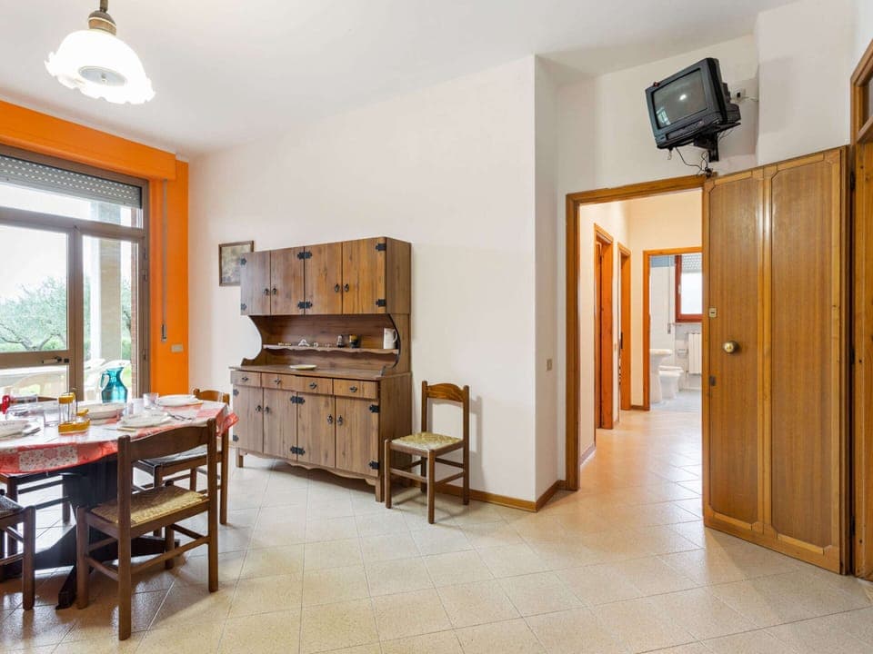 Apartment | Private kitchen | Highchair