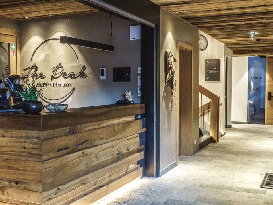 Property, Furniture, Couch, Building, Television, Comfort, Interior Design, Wood, Floor, Flooring