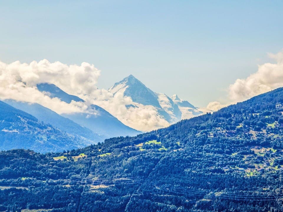 Cloud, Sky, Mountain, Natural Landscape, Slope, Snow, Cumulus, Horizon, Grassland, Landscape