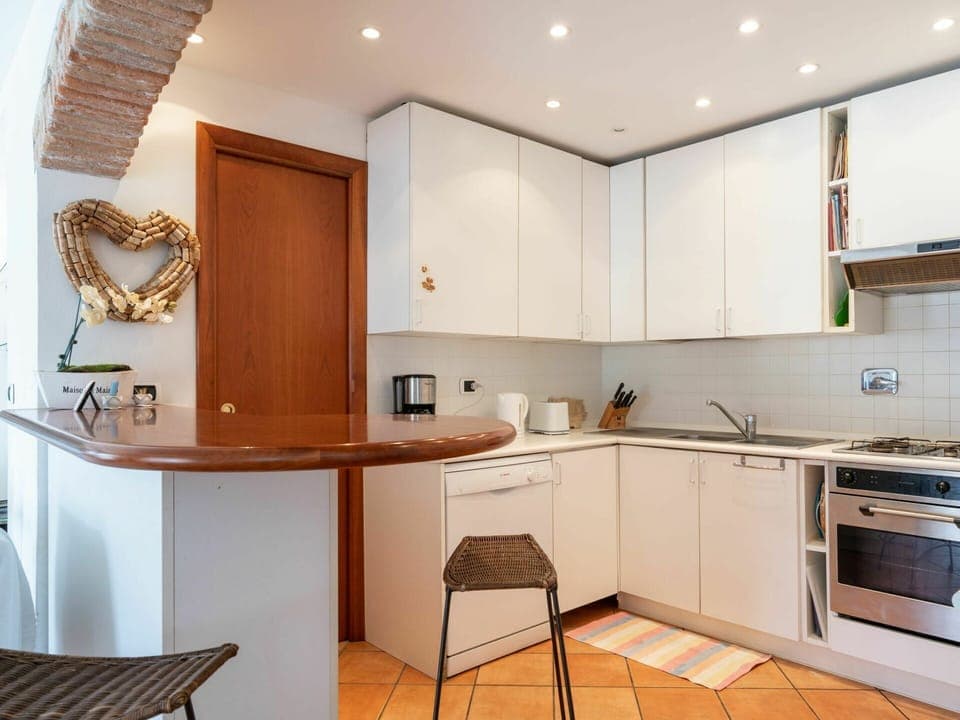 Property, Room, Furniture, Cabinetry, Countertop, Interior Design, Kitchen, Building, Real Estate, Ceiling