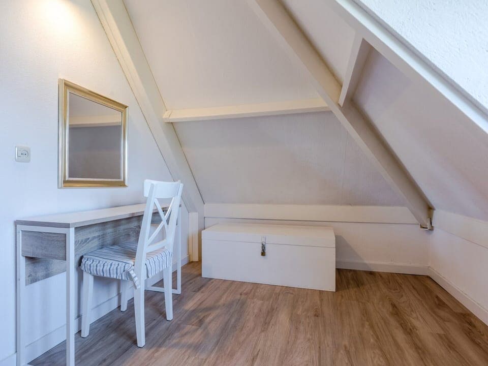 House | 4 bedrooms, individually furnished