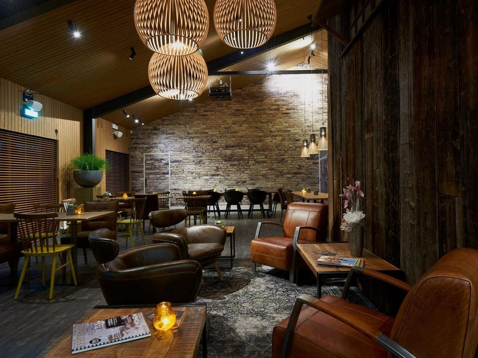 House | Bar (on property)