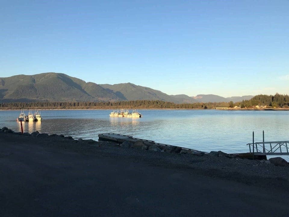 Cedar Peaks - Oceanfront and mountain views