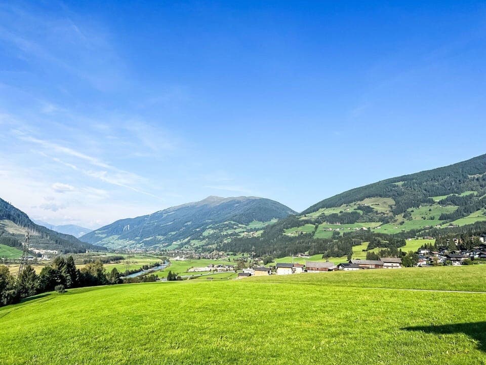 Mountain, Sky, Plant, Daytime, Green, Ecoregion, Cloud, Natural Landscape, Tree, Highland