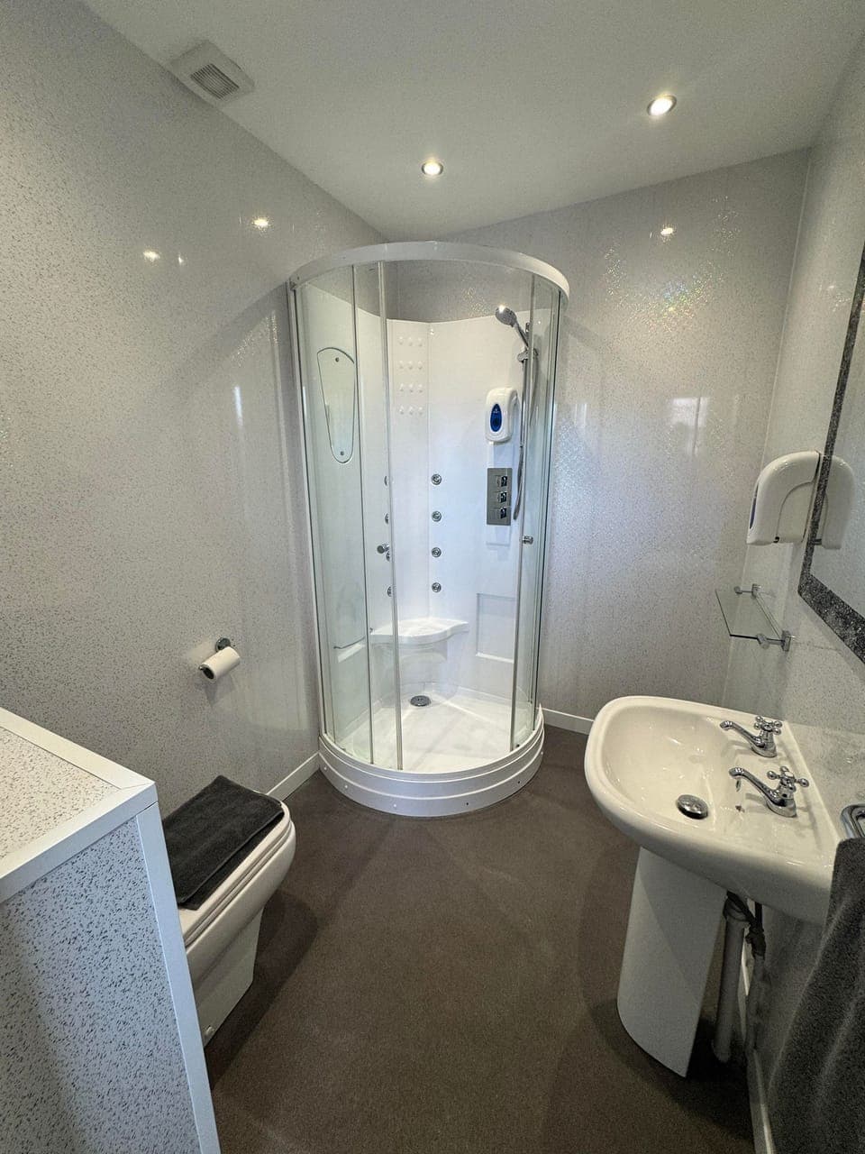 Gold Ground Floor Double | Bathroom | Hair dryer, towels