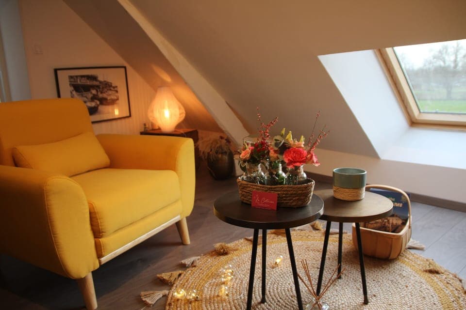 Double or Twin Room, Private Bathroom (Madeleine De Souvré) | Lounge