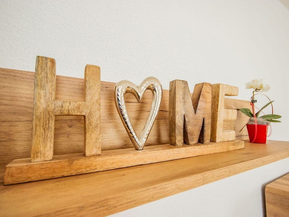 Wood, Heart, Shelf, Love, Hardwood, Furniture