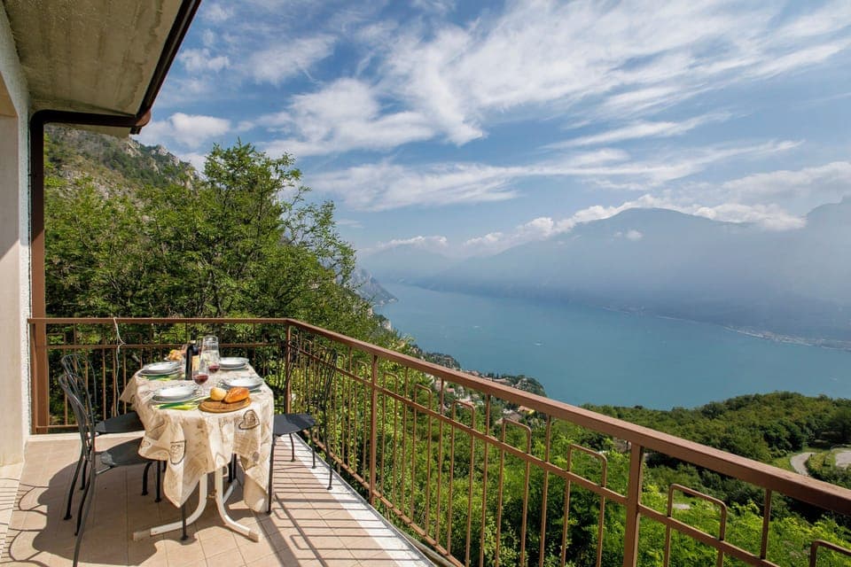 Family Apartment, Multiple Bedrooms, Mountainside (Tremosine Wonderful Lake View 2) | Outdoor dining