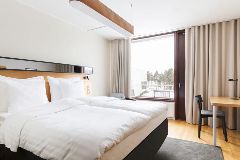 Superior Room, 1 King Bed | 1 bedroom, premium bedding, minibar, in-room safe