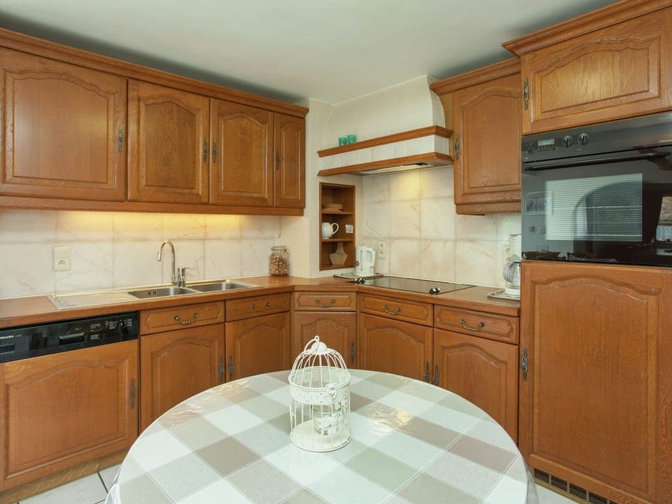 House | Private kitchen | Fridge, microwave, stovetop, dishwasher