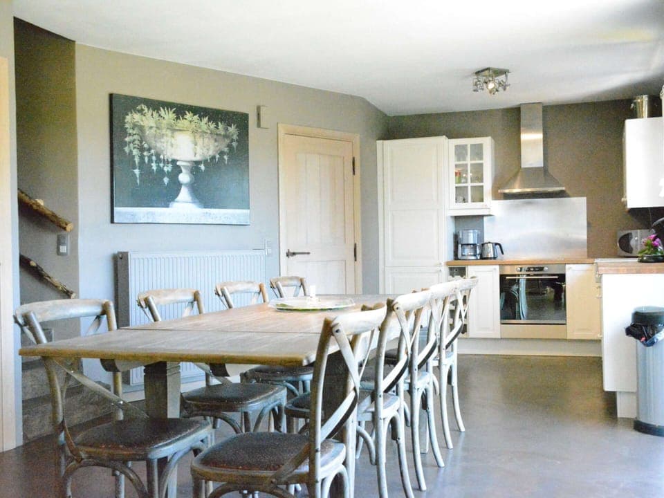 Cottage | Private kitchen | Highchair