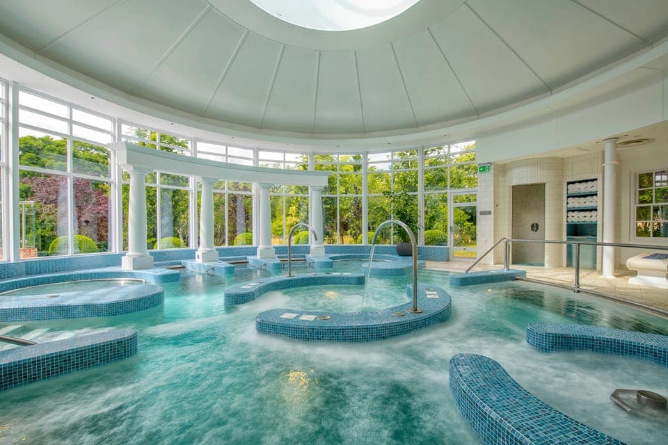 Indoor pool, outdoor pool, sun loungers