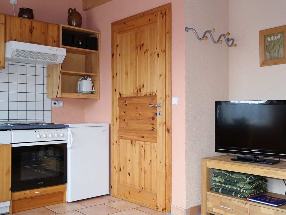 Bungalow | Private kitchen | Highchair