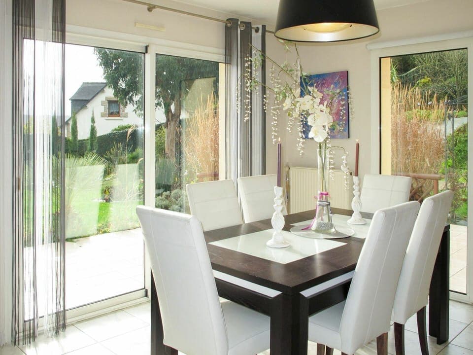 Table, Furniture, Plant, Chair, Building, Wood, Kitchen & Dining Room Table, Lighting, Interior Design, Shade