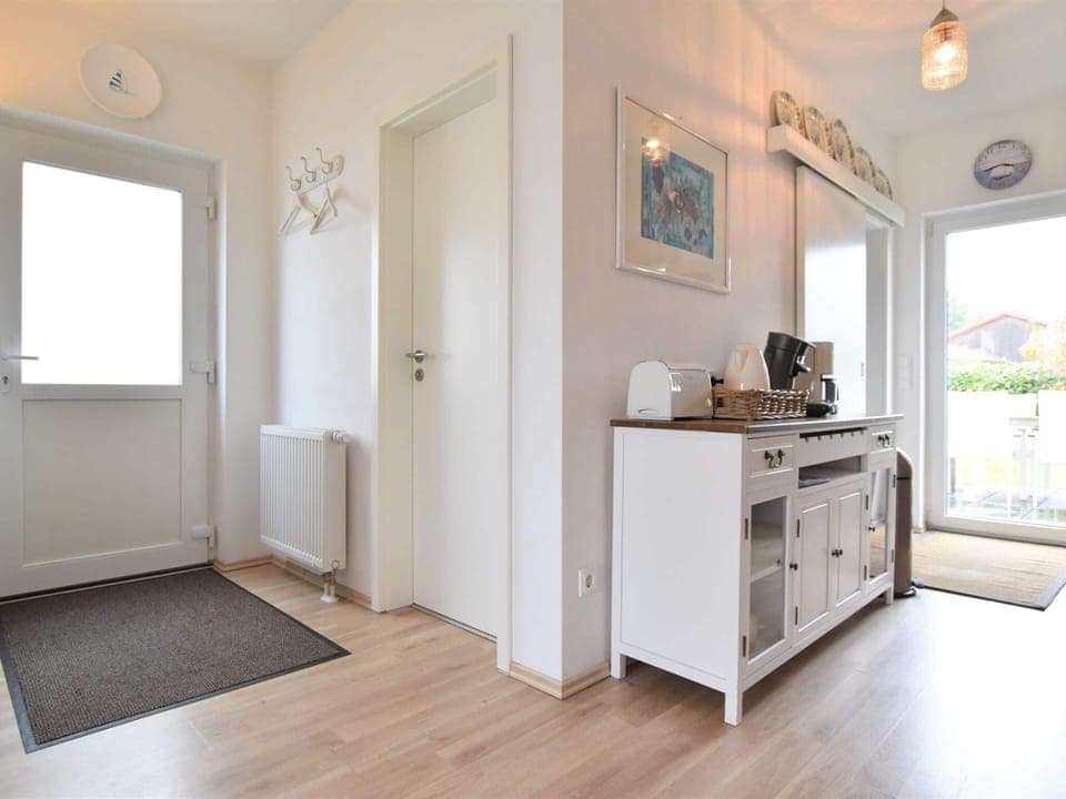 House | Private kitchen | Stovetop, highchair