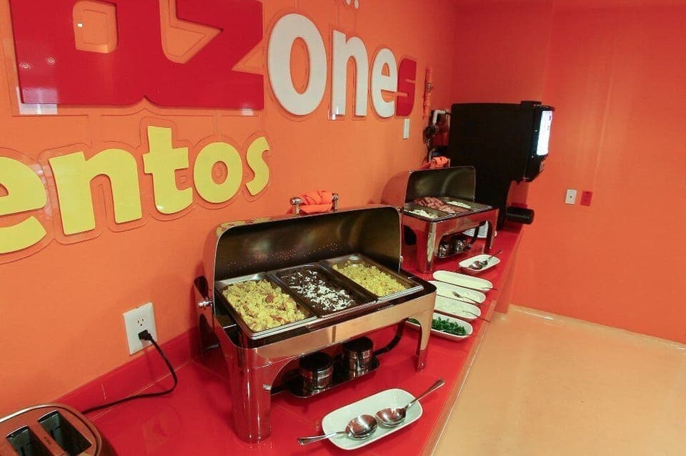 Breakfast, lunch, dinner served; Mexican cuisine 