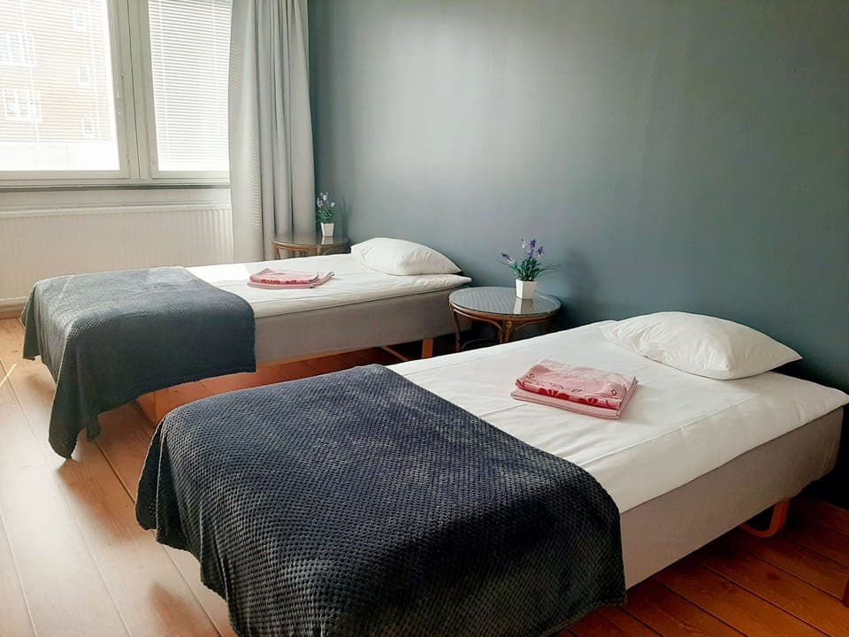 Twin Room, Shared Bathroom | Hypo-allergenic bedding, desk, soundproofing, iron/ironing board