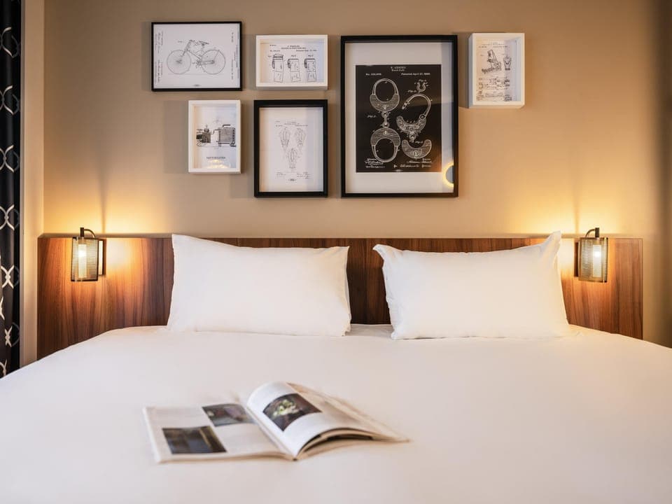 Premium bedding, pillowtop beds, free minibar, in-room safe