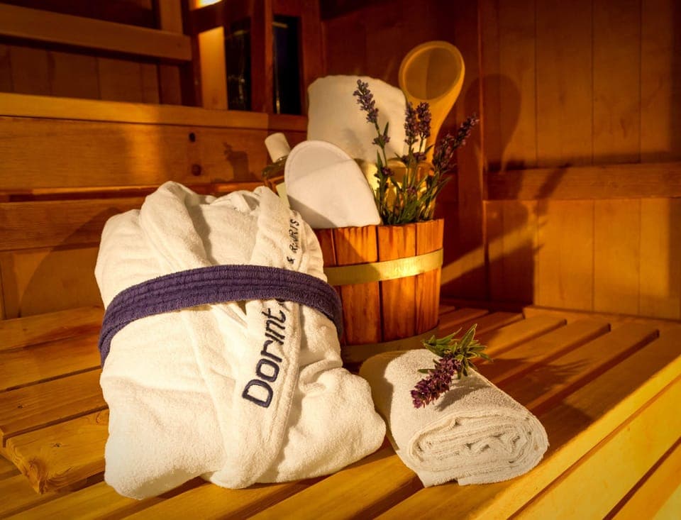 Sauna, steam room, body treatments, aromatherapy, hot stone massages