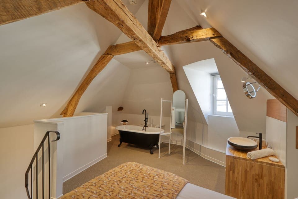 Family Apartment, 1 Bedroom | Premium bedding, individually decorated, individually furnished, desk