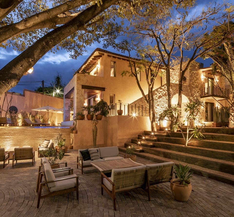 Front of property - evening/night