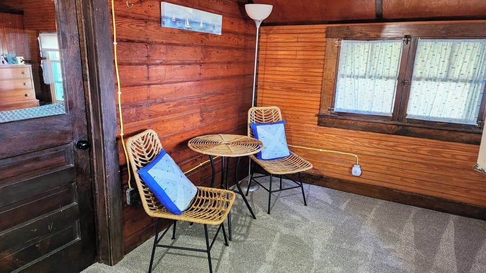 Master bedroom sitting area.