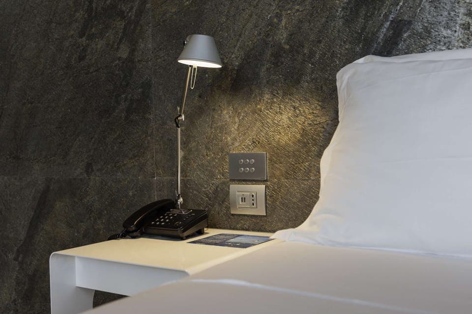 Superior Room, 1 Queen Bed | Hypo-allergenic bedding, minibar, in-room safe, desk