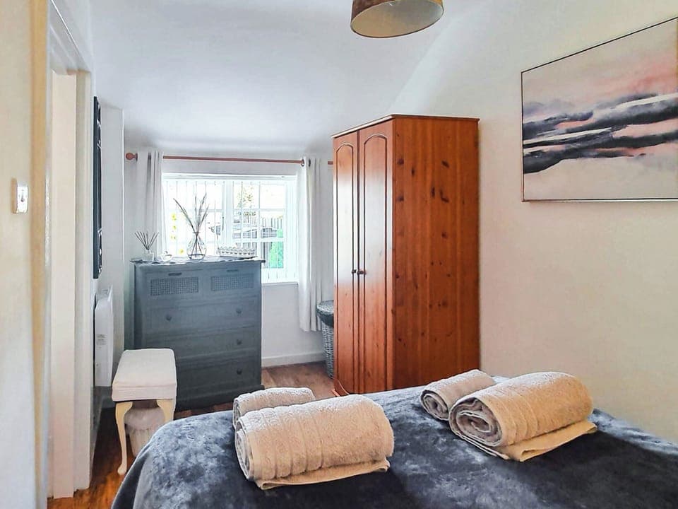 Double bedroom | Churchtown- Sunnyside Cottage - Churchtown, Churchtown, near Southport