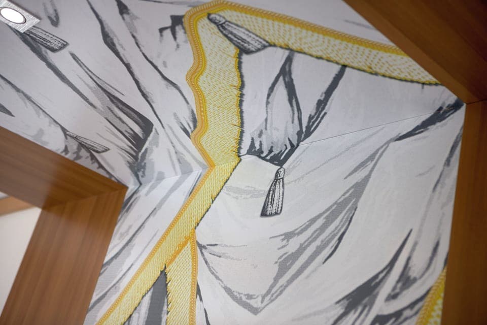 Premium bedding, down comforters, minibar, in-room safe