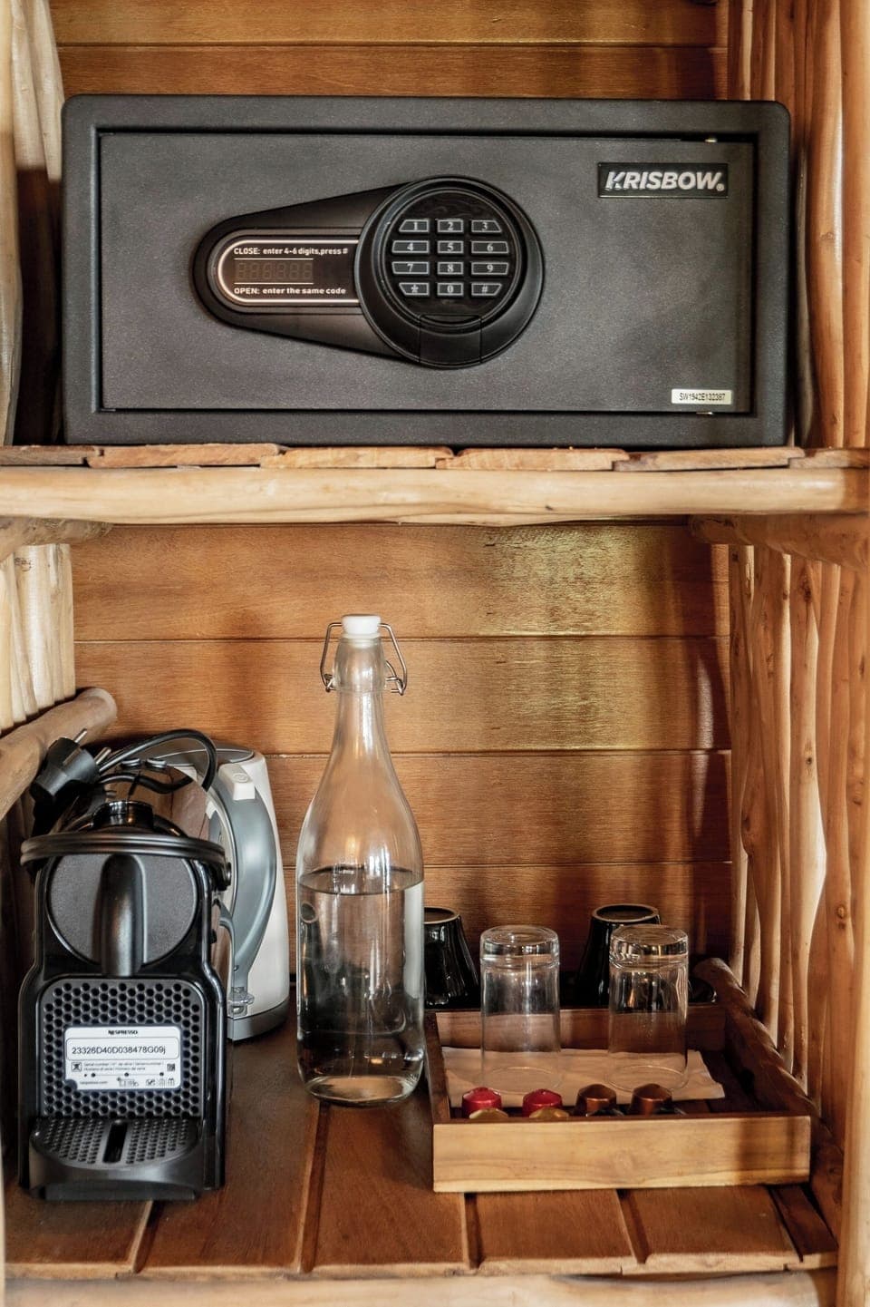 Family Room, 1 Bedroom, Sea View | Coffee and/or coffee maker