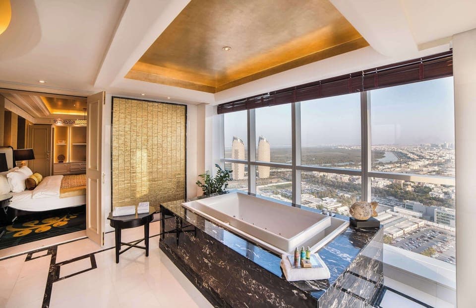 Separate tub and shower, deep soaking tub, rainfall showerhead