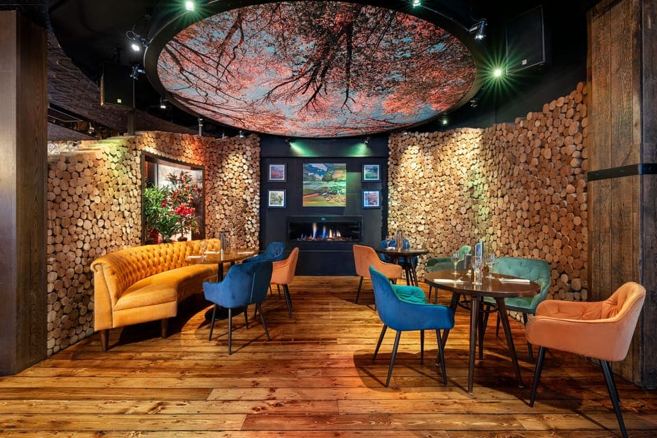 Breakfast, lunch, dinner served; local cuisine 