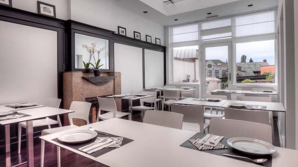 Daily buffet breakfast (EUR 15 per person)