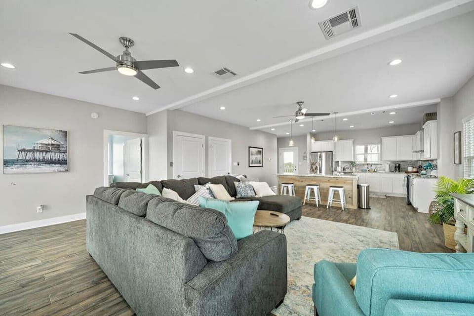 Cozy up for a movie night with the whole family!