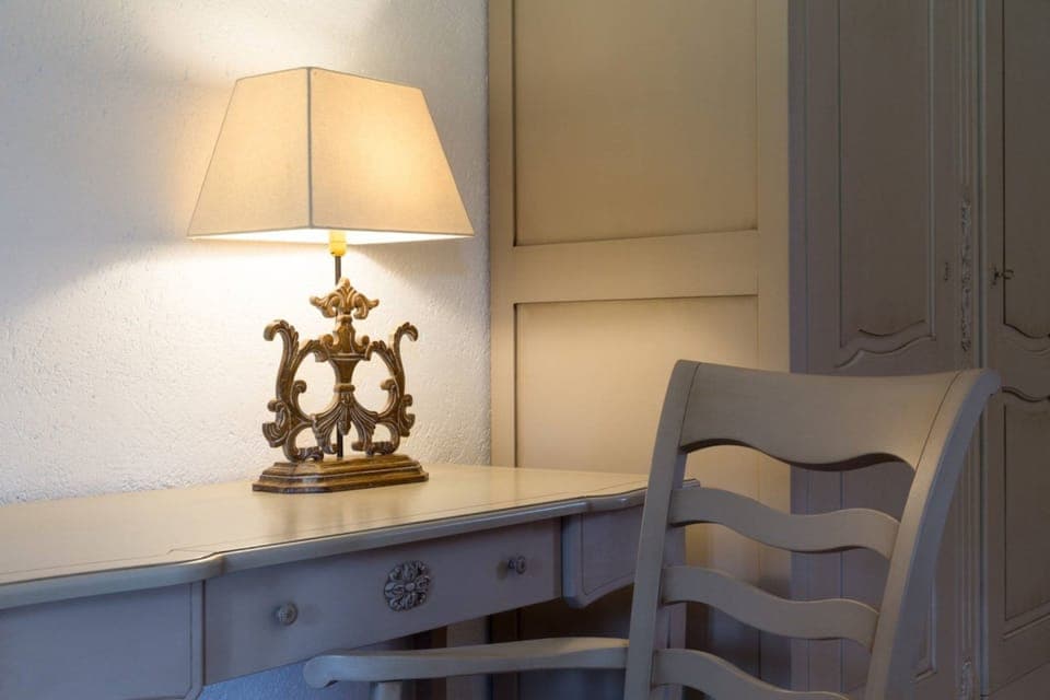 Minibar, in-room safe, desk, iron/ironing board