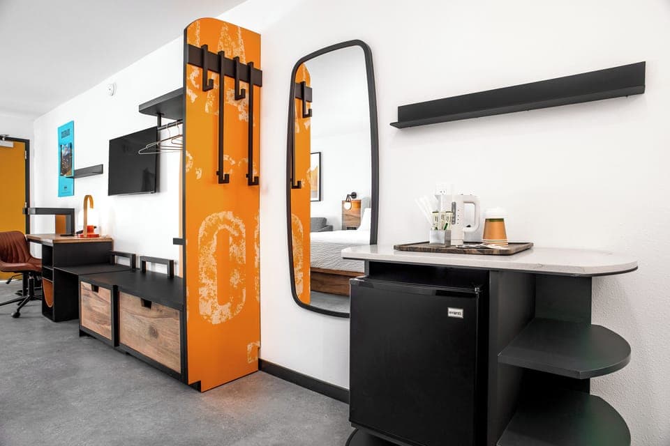 In-room safe, desk, laptop workspace, free WiFi