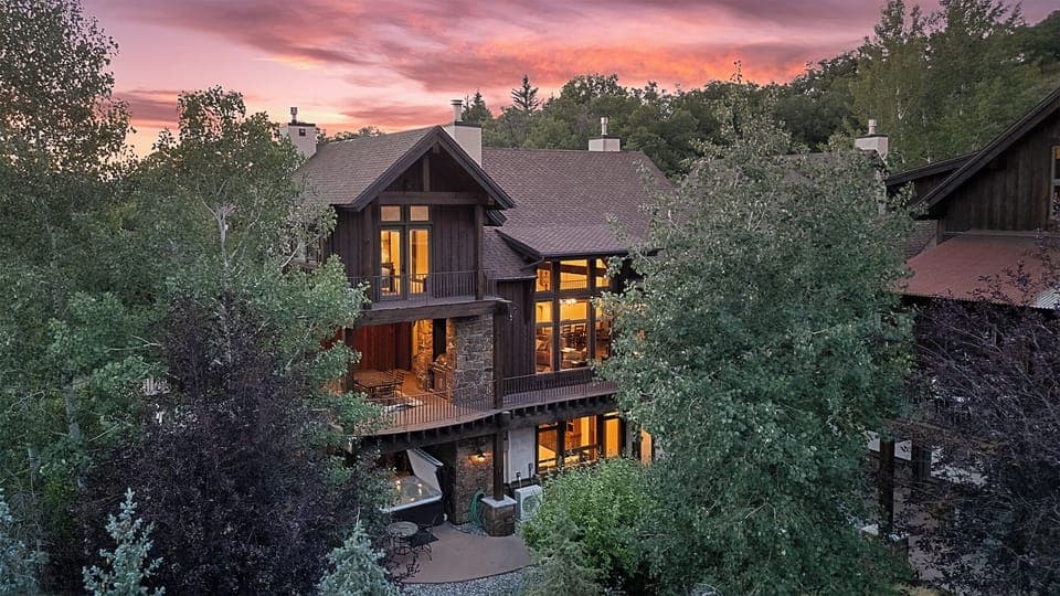 Welcome to Overlook Chalet!
