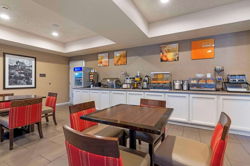 Free daily self-serve breakfast