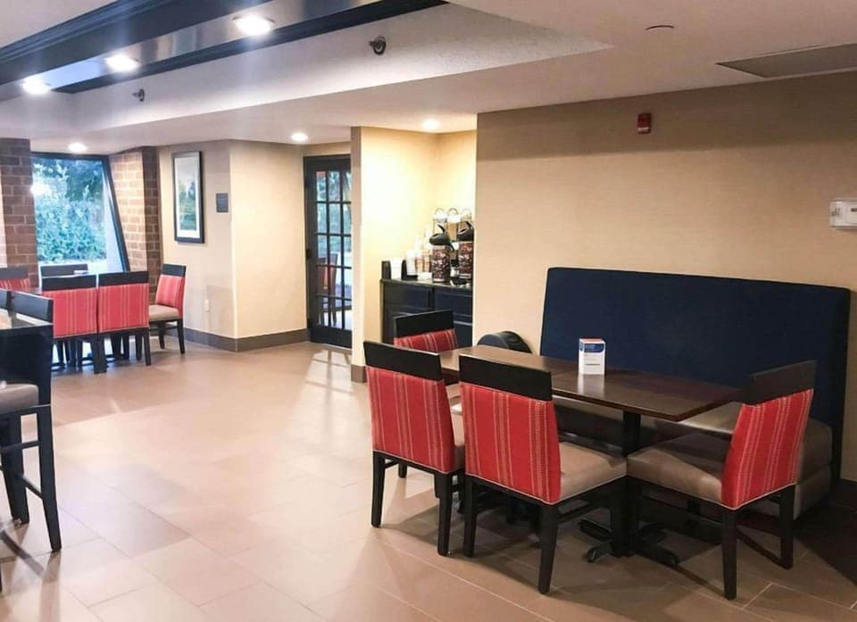 Free daily on-the-go breakfast