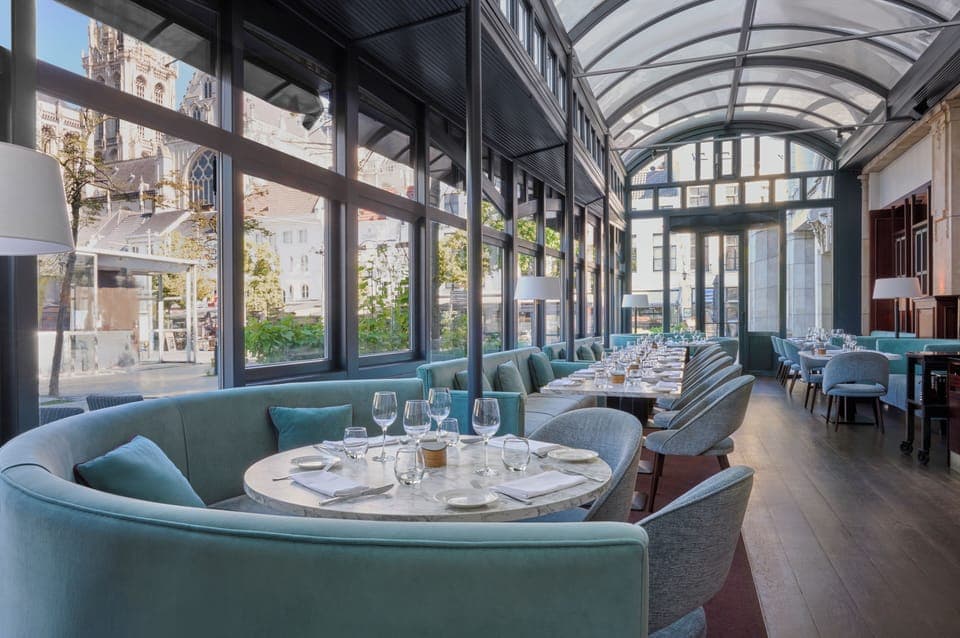 Breakfast, lunch, dinner served; Belgian cuisine 